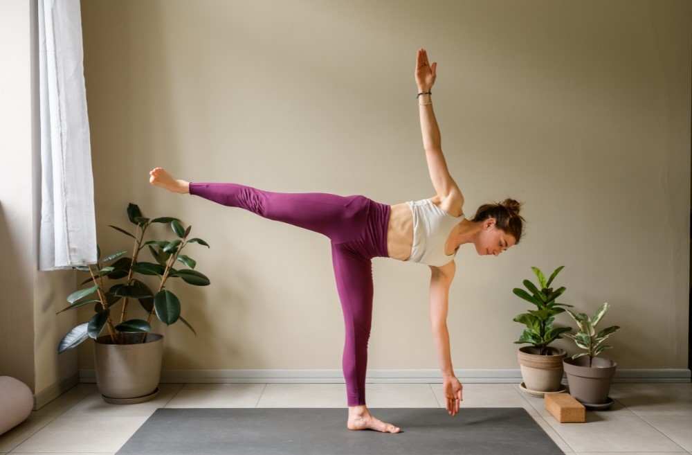 Ardha Chandrasana