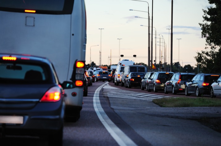 esercizi di stretching da fare in viaggio