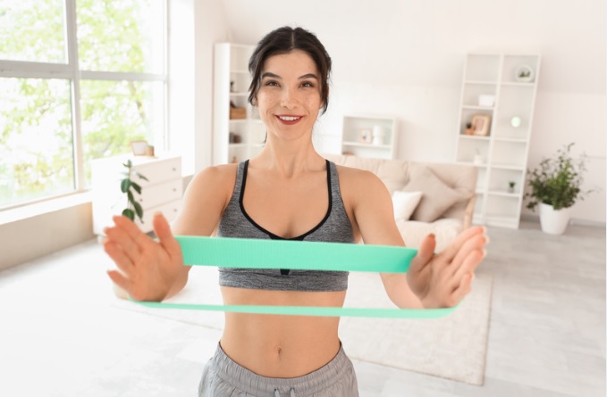 stretching scapole con elastico